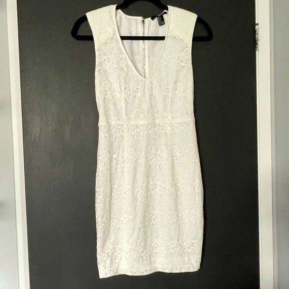 Forever21 White Lace Bodycon Dress - Size Small - Picture 1 of 3